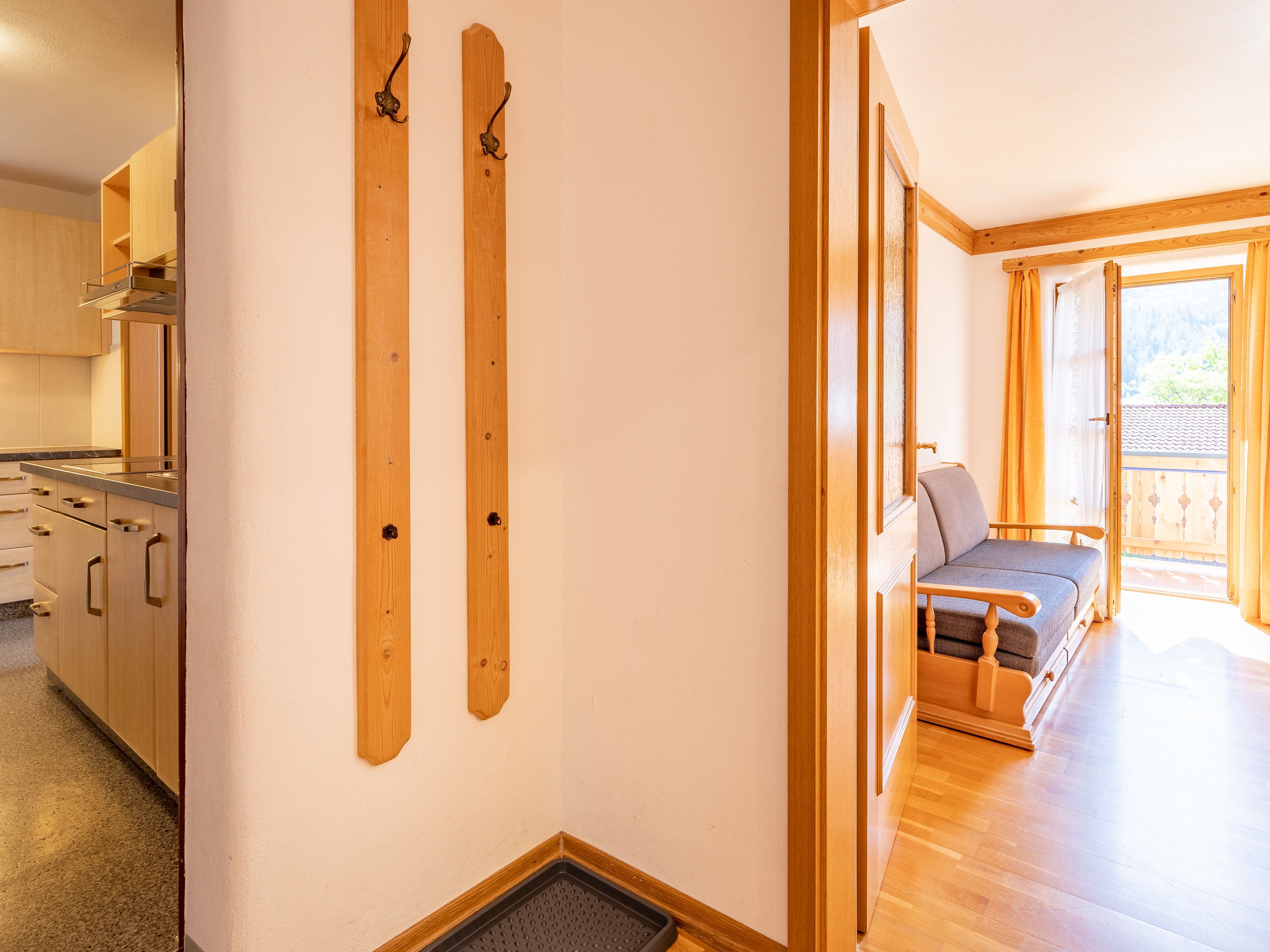 Sonnenschein Blick 2 Räume